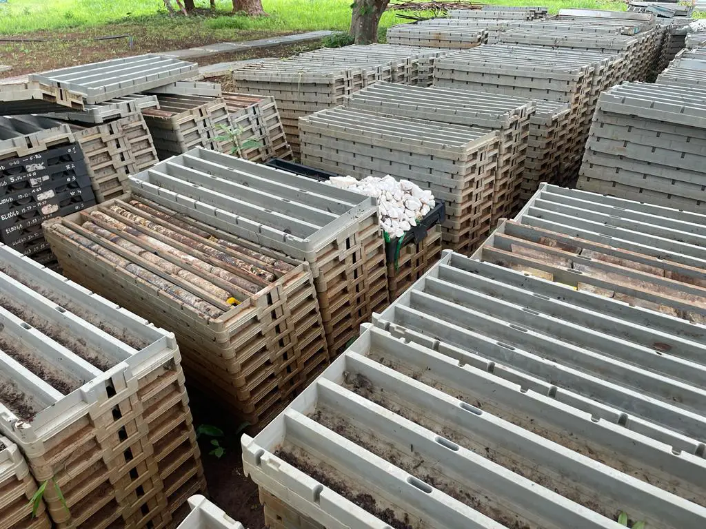 0B8F69FF-37B5-4630-A627-A2647E9E3AB3